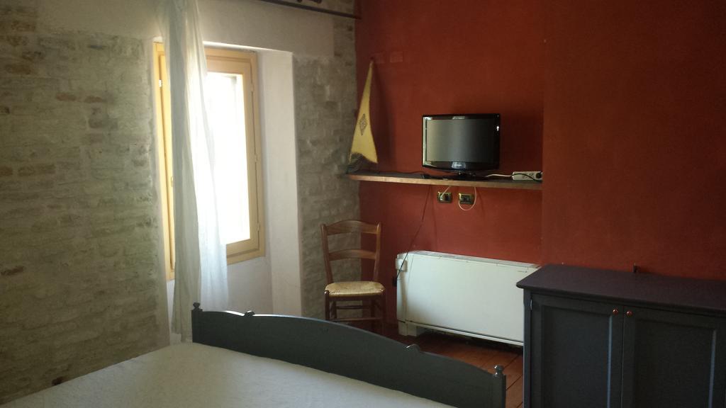 Ristorante Country House Isolabelgatto Βίλα Fano Δωμάτιο φωτογραφία