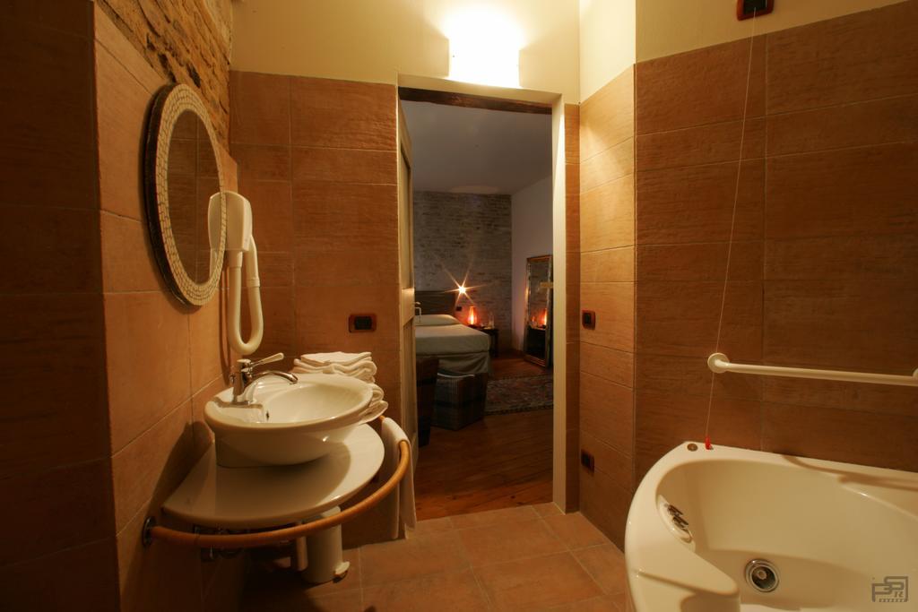 Ristorante Country House Isolabelgatto Βίλα Fano Δωμάτιο φωτογραφία